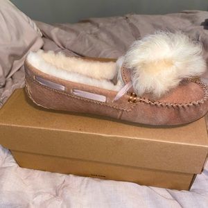 Ugg Pom Pom Slippers